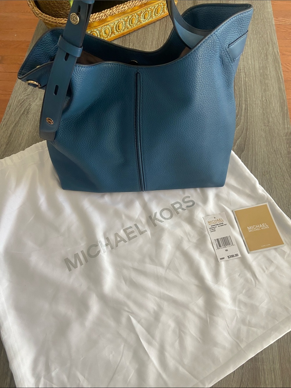 Michael Kors Blue Pebbled Leather Shoulder Bag - Picture 5 of 6